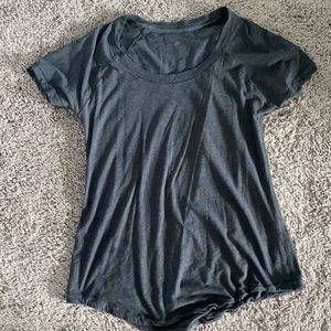 Lululemon t shirt